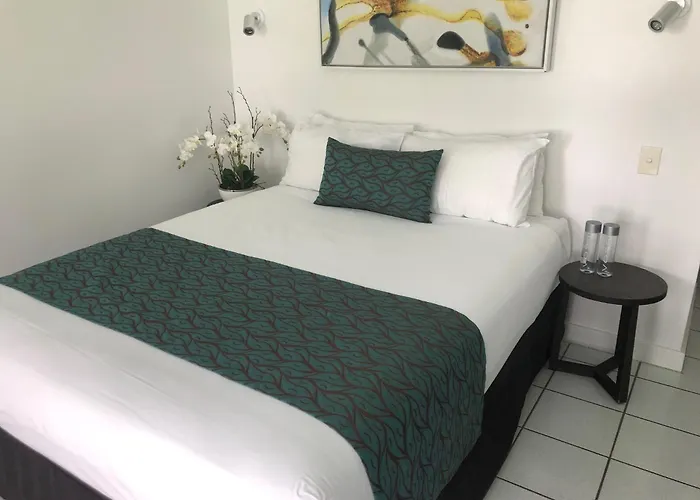 Castaways Resort & Spa On Mission Beach