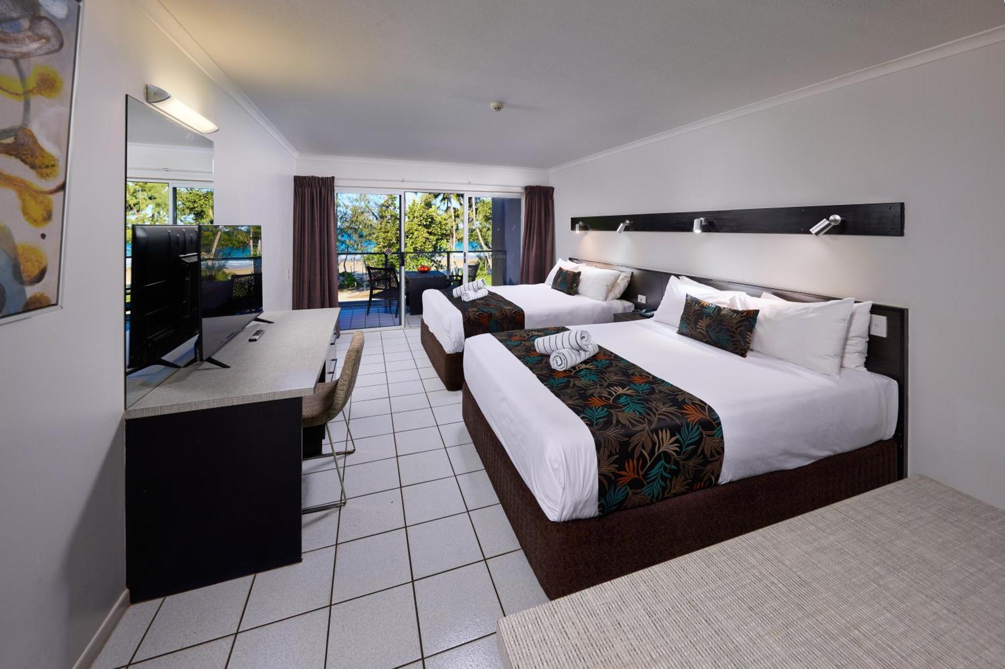 Castaways & On Mission Resort 4*